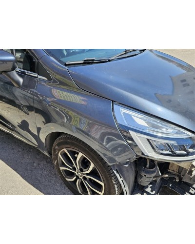 Renault Clio 4 çıkma sağ ön çamurluk